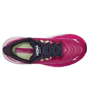 Hoka Arahi 6